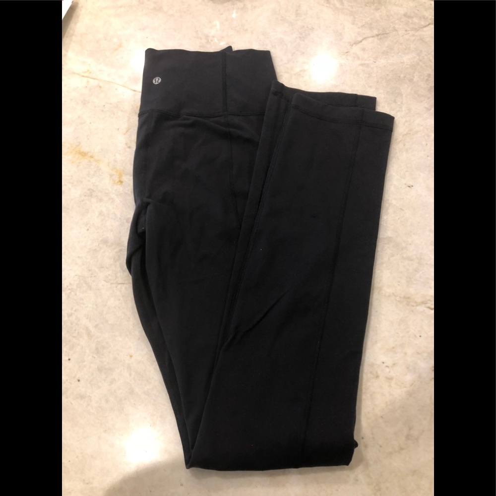 Black lululemon leggings